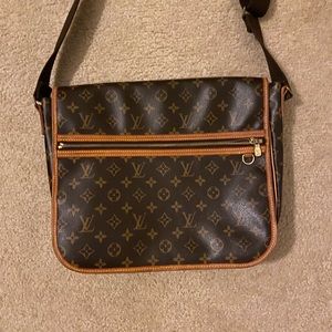 Louis Vuitton Monogram Bosphore Messenger